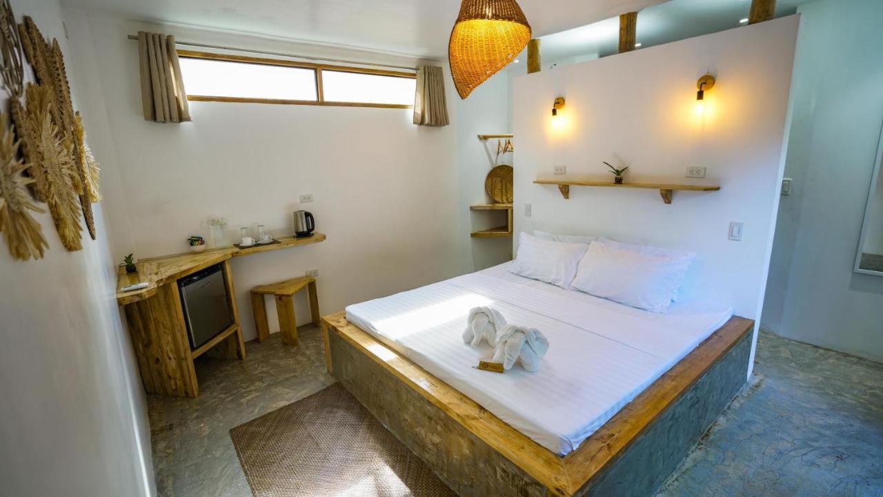 Serenity Hotel เอลนิโด ภายนอก รูปภาพ