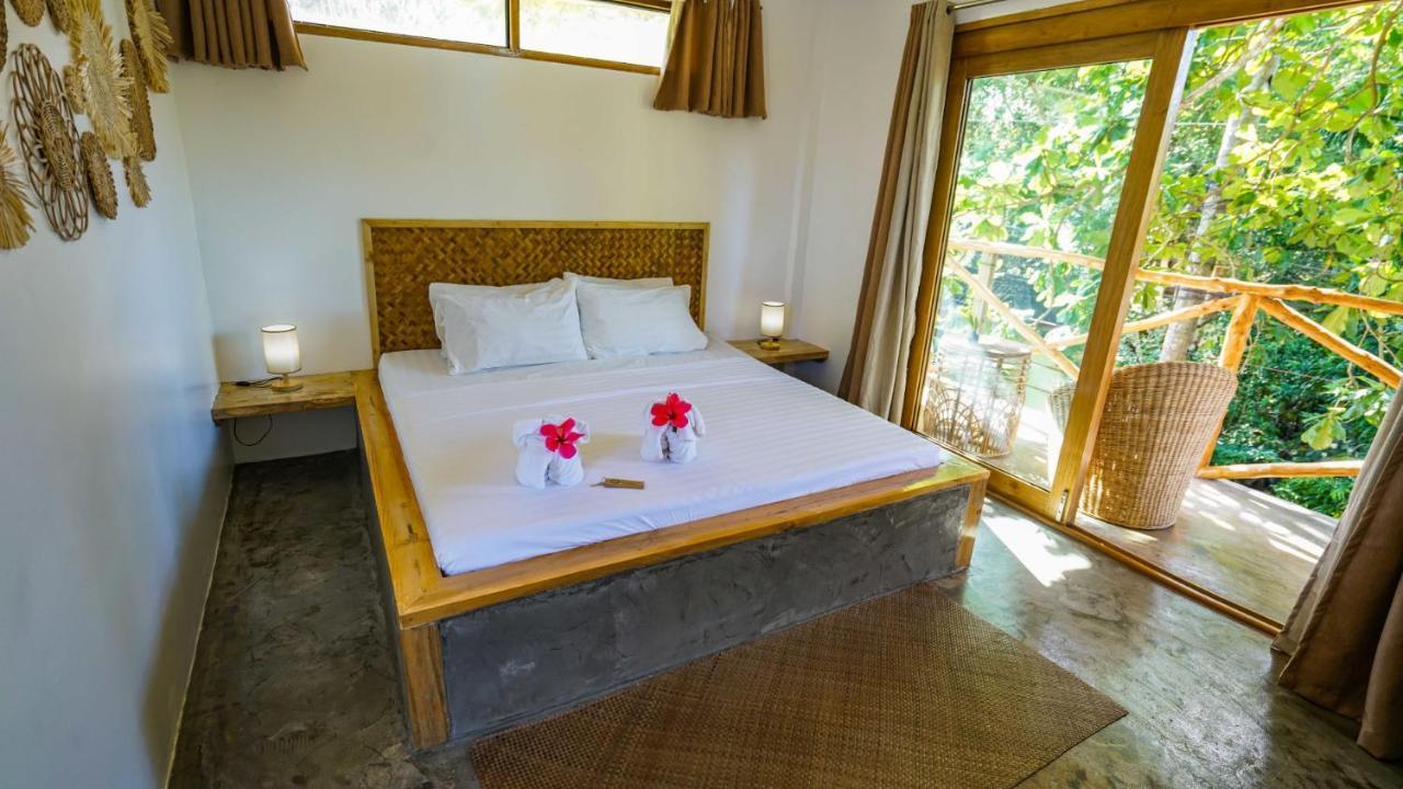Serenity Hotel เอลนิโด ภายนอก รูปภาพ