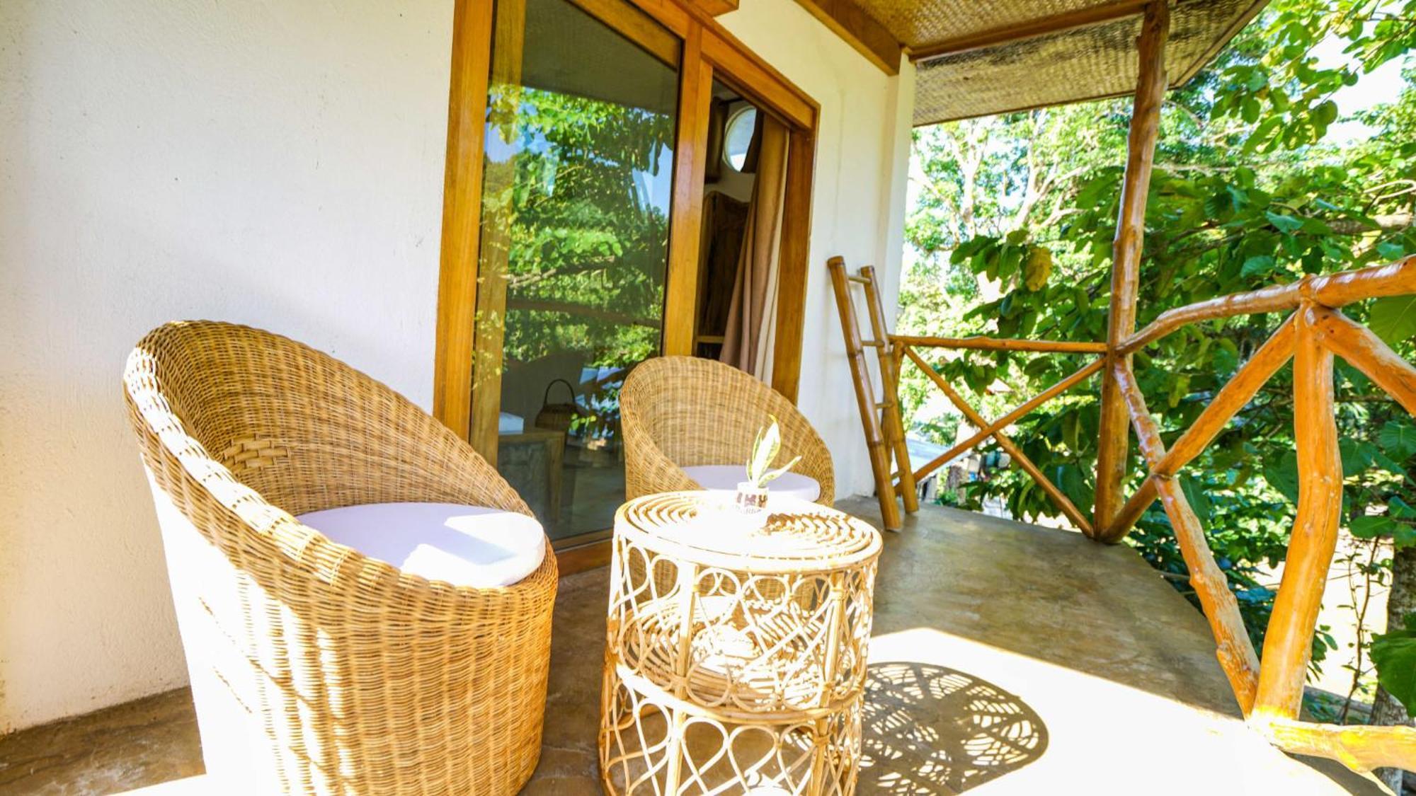 Serenity Hotel เอลนิโด ภายนอก รูปภาพ